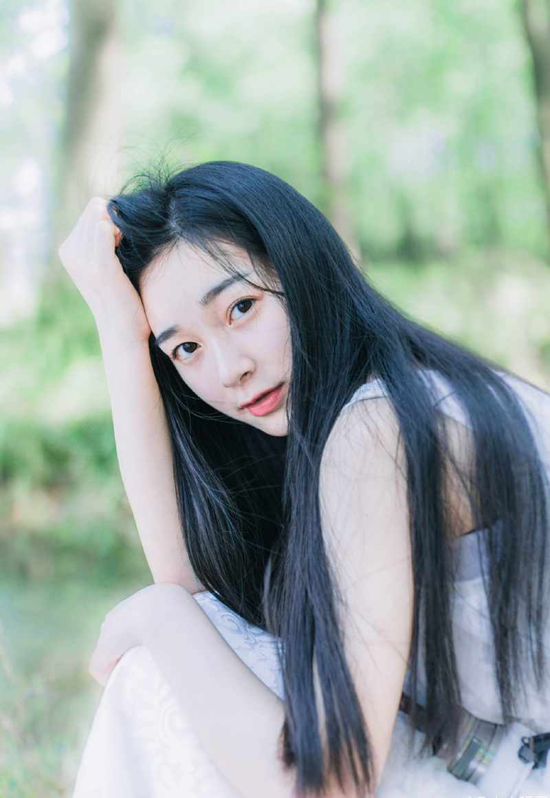 可进可出，若即若离，可爱可怨，可聚而不会散，才是最天长地久的一种好朋友。